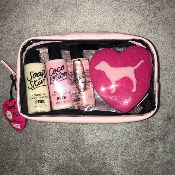 PINK Victoria's Secret Other - PINK Travel Kit 🥥 PINK Victoria's Secret Other - PINK Travel Kit 🥥